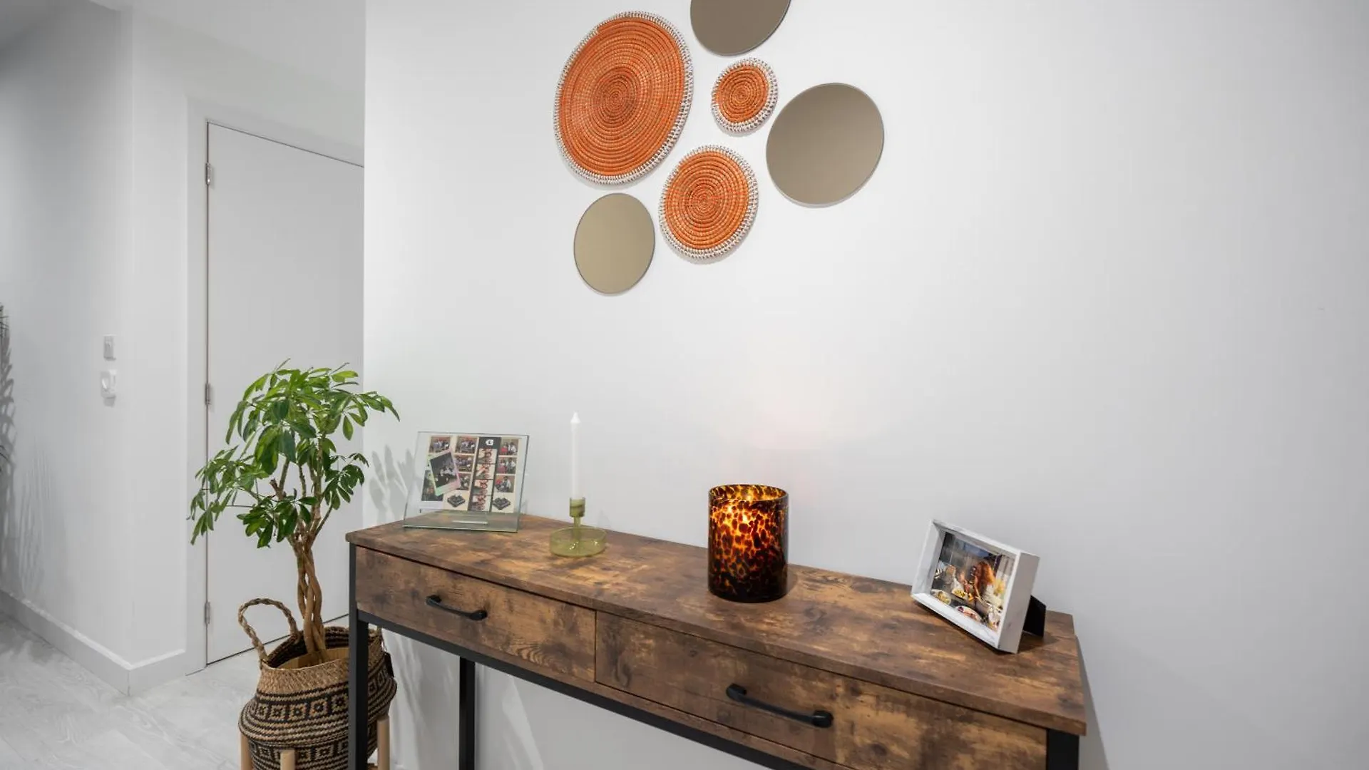 Homestay Private Room In 2 Bed Apartment Hounslow